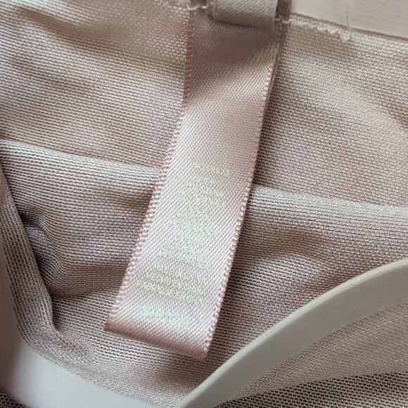 NWT Skims Nude Mesh Sheer Bra - Size‎ Small - Removeable Straps Bandeau Comfort - Picture 2 of 6